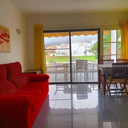 Apartamento Con Vista Al Golf Amarilla Sc743